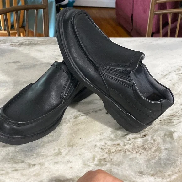 Clarks | Shoes | 9 2 Mens Clarks Collection Black Worn Once  display picture 1